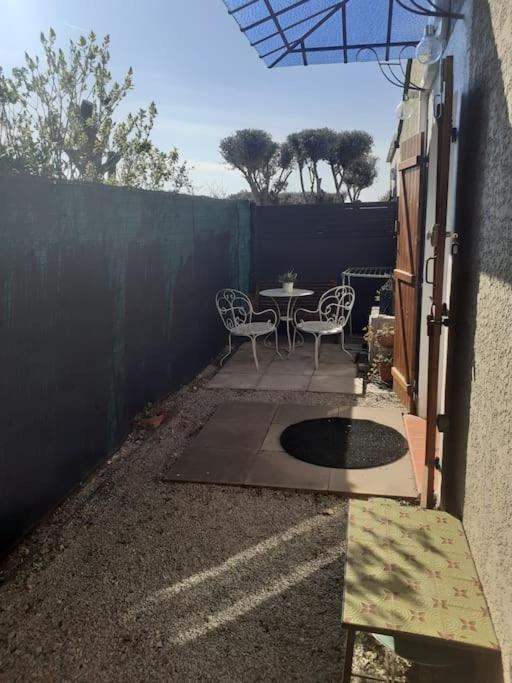 Studio- Terrasse -Place De Parking Prive Marseille Eksteriør bilde